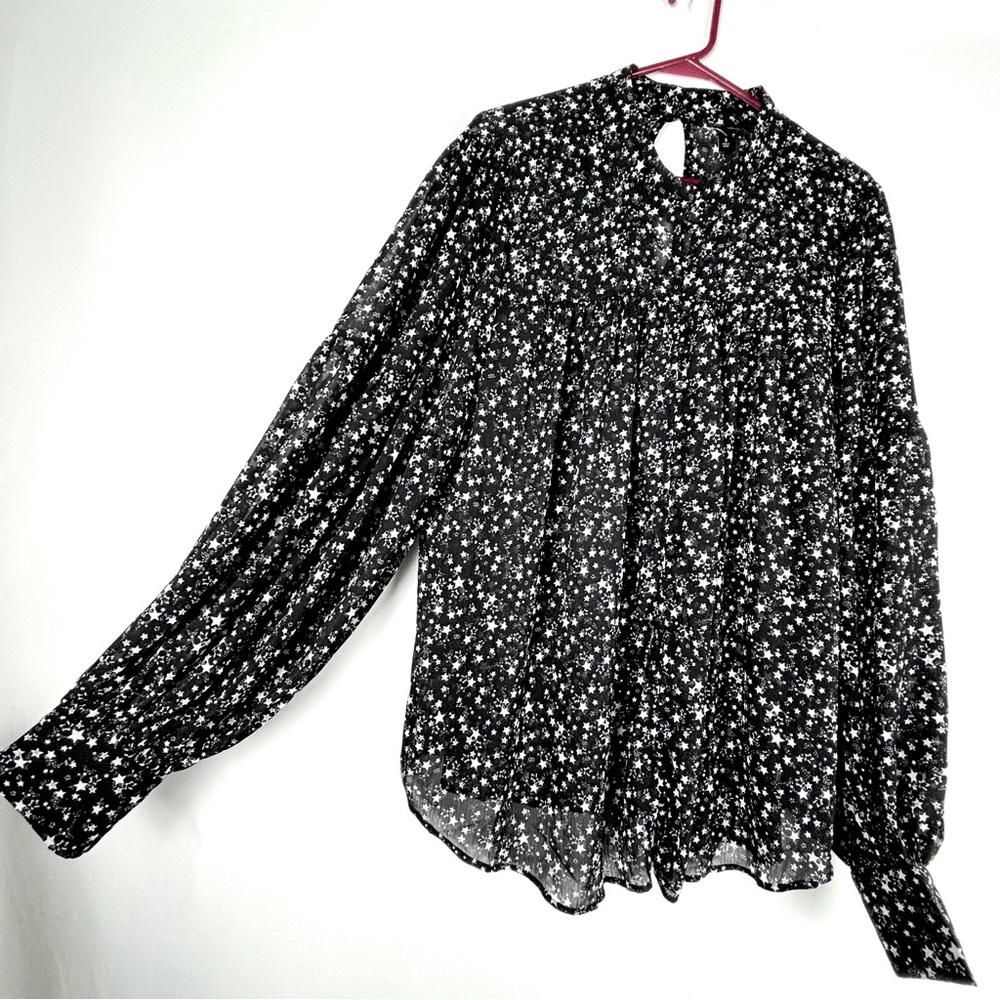 Torrid Black White Stars Flowy Blouse Size 3X